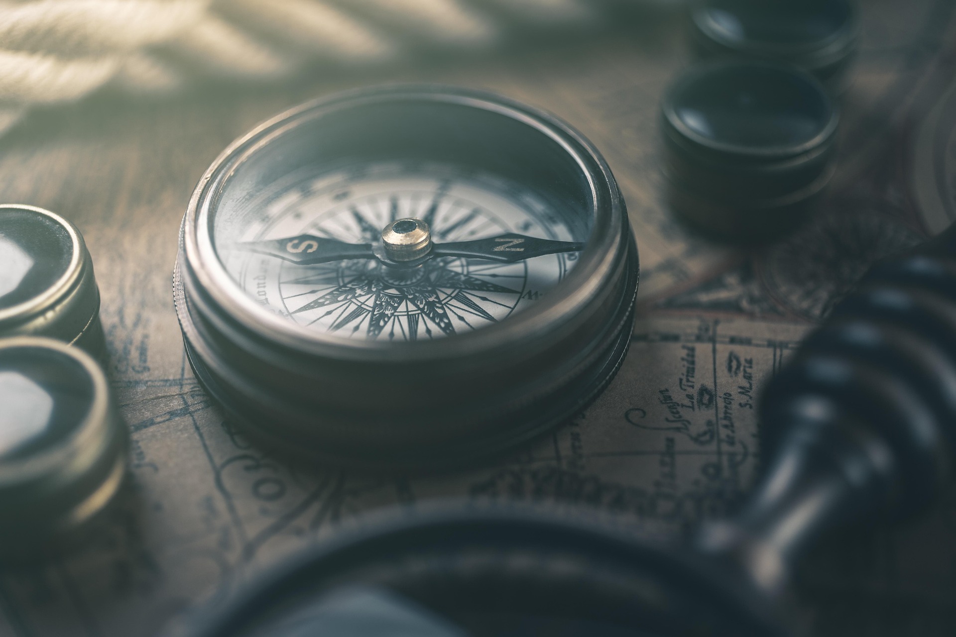 An image of the compass